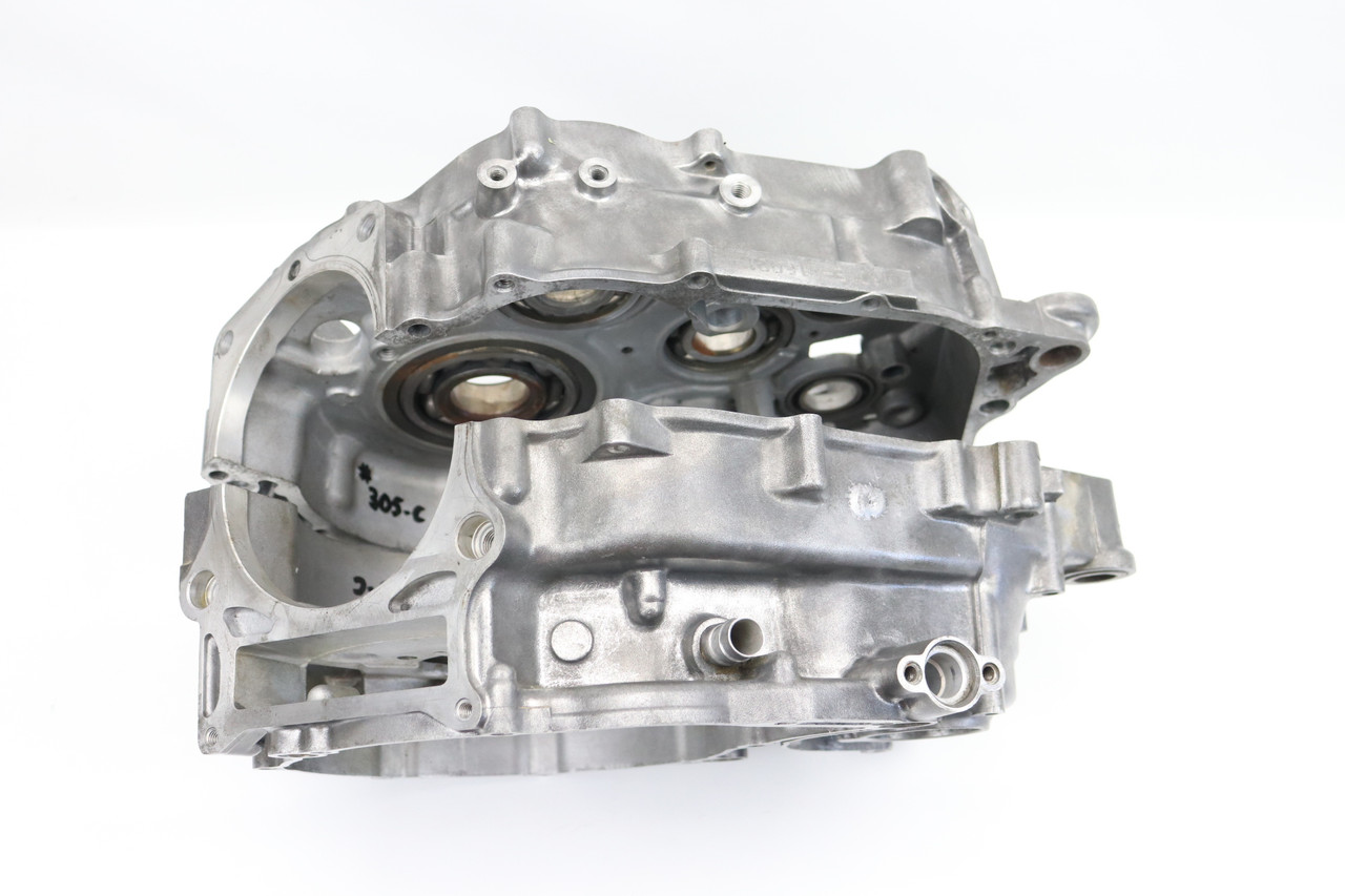 YFM660R 2001-2005 Crankcase Set Engine Cases Yamaha 5LP-15100-02-00 #305C