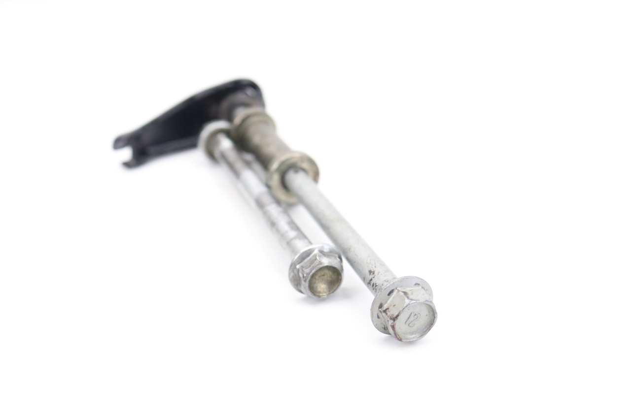 CRF80F 04-09 CRF100F 04-10 Lower Engine Mounting Bolts Honda 90101-GN1-760 #302