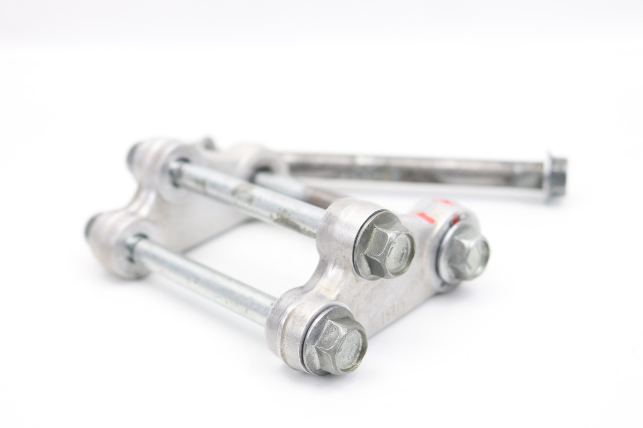 RM-Z250 2007–2012 Lower Motor Mount Brackets & Bolts Suzuki #308