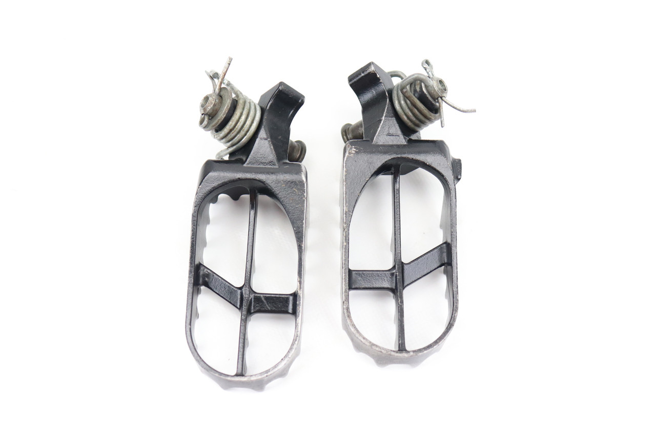 YZ65 20–25 YZ85 08–25 Footrests LH+RH Footpegs & Pins Yamaha 5ET-27411-00-00 #310