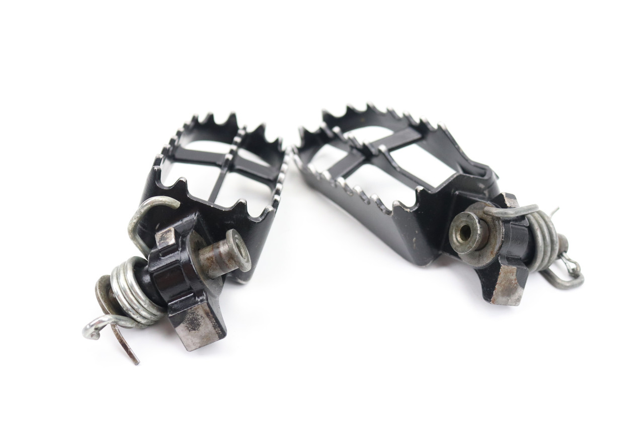 YZ65 20–25 YZ85 08–25 Footrests LH+RH Footpegs & Pins Yamaha 5ET-27411-00-00 #310