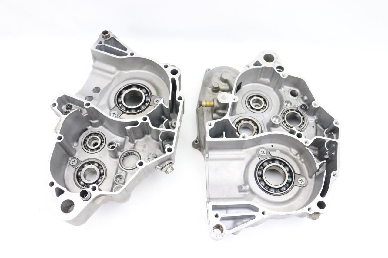 RM-Z250 2007–2009 Crankcase Set Engine Cases Suzuki 11300-10882 #308