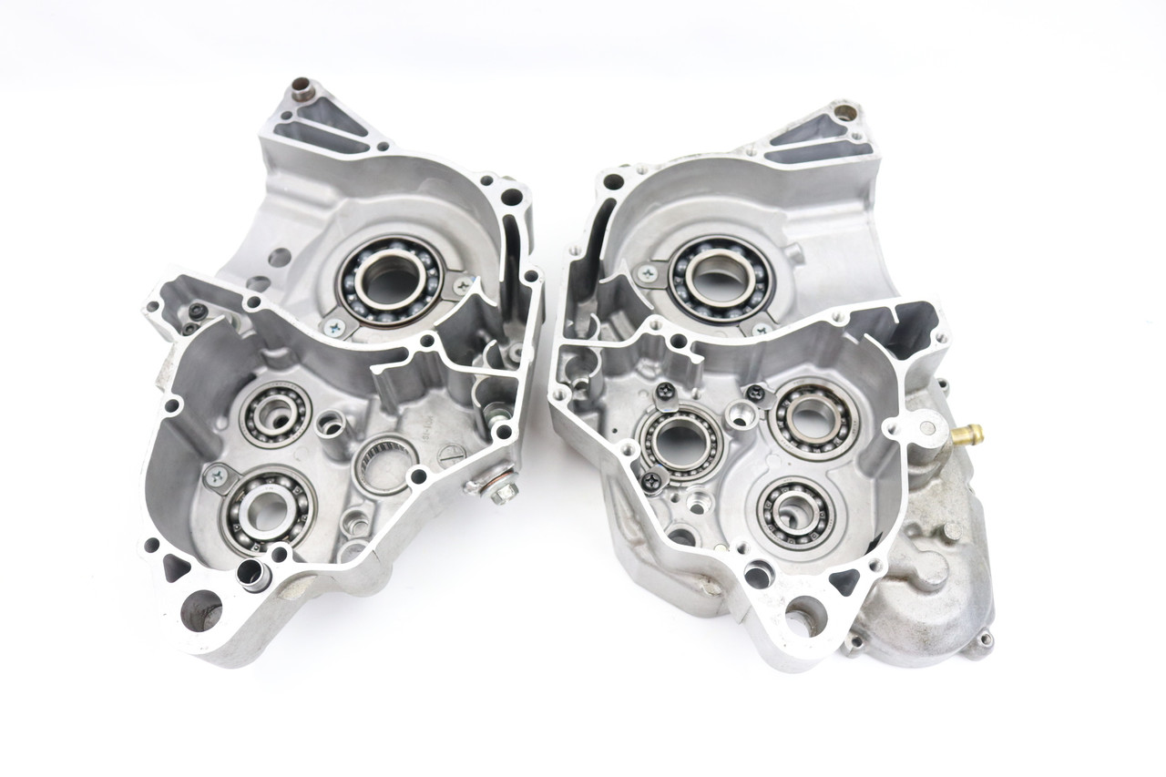 RM-Z250 2007–2009 Crankcase Set Engine Cases Suzuki 11300-10882 #308
