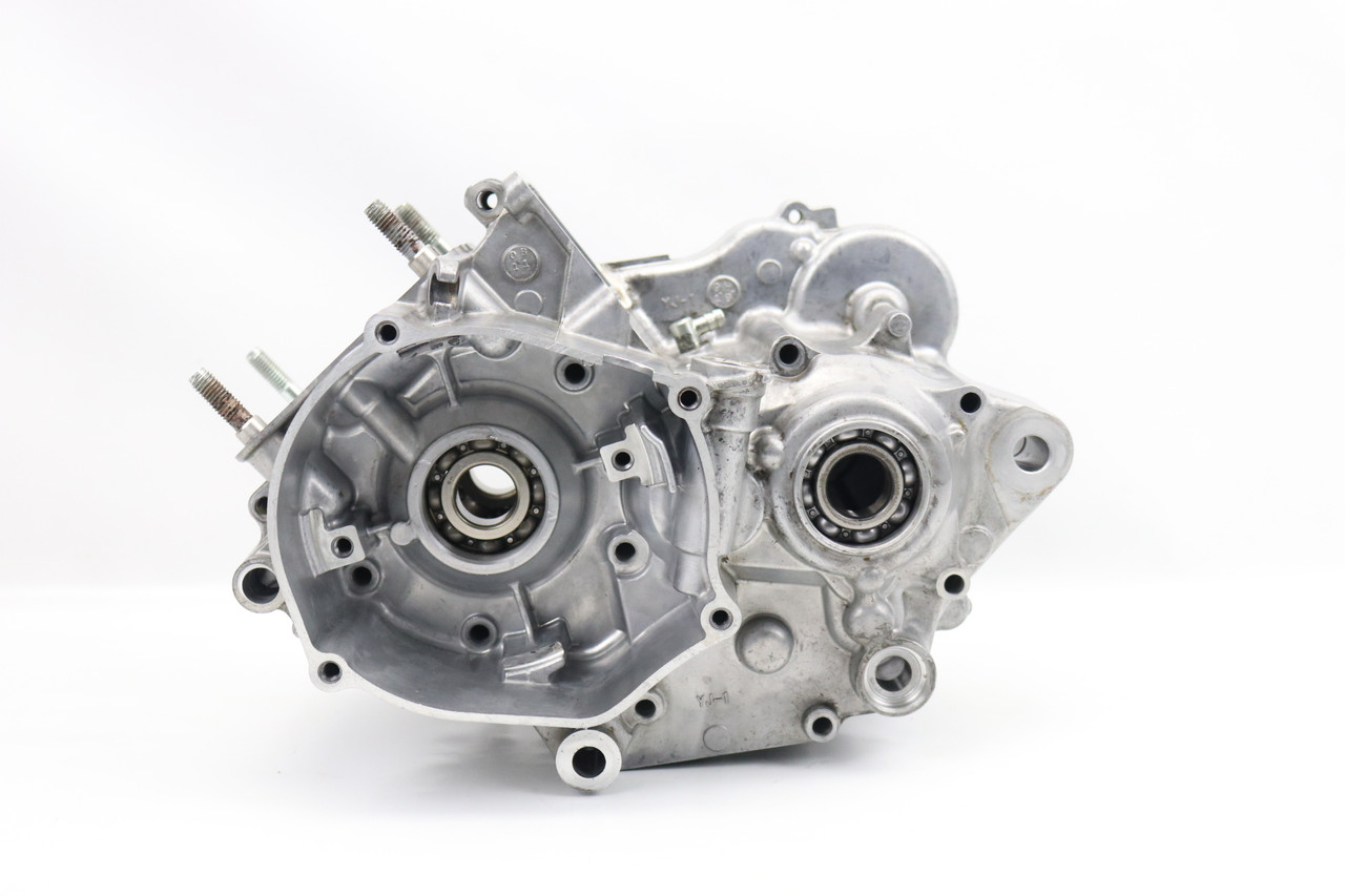 YZ65 2018–2025 Crankcase Set Engine Cases Yamaha BR8-15121-00-00 #310