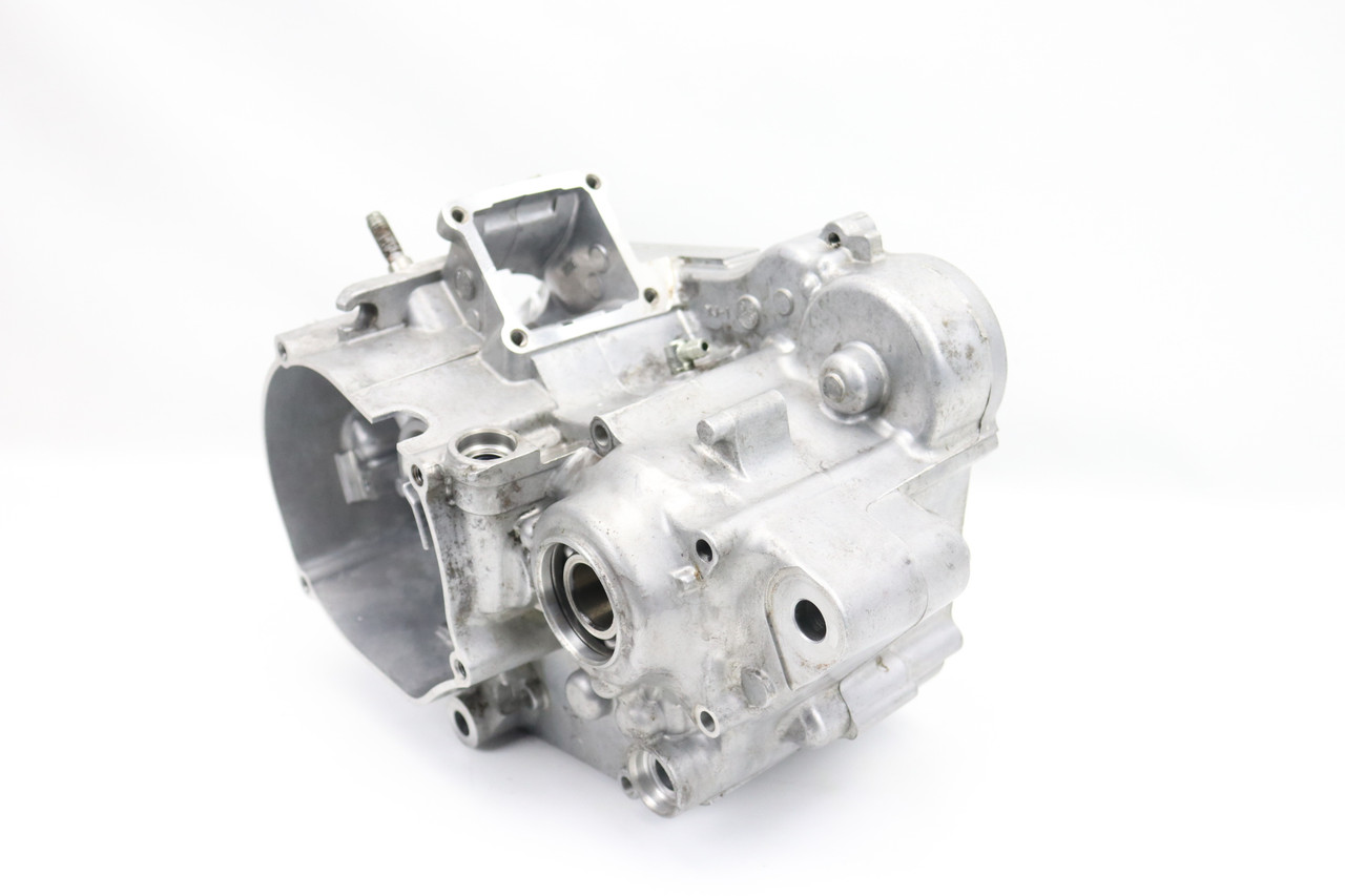 YZ65 2018–2025 Crankcase Set Engine Cases Yamaha BR8-15121-00-00 #310