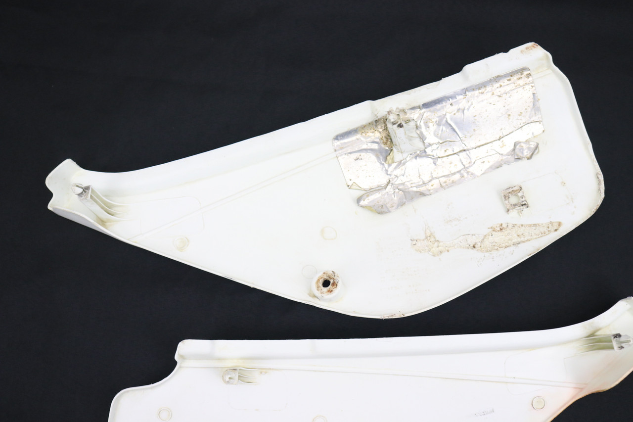 XR80R XR100R 2000 Side Panels Plastics Honda 83500-GN1-A10ZB #301