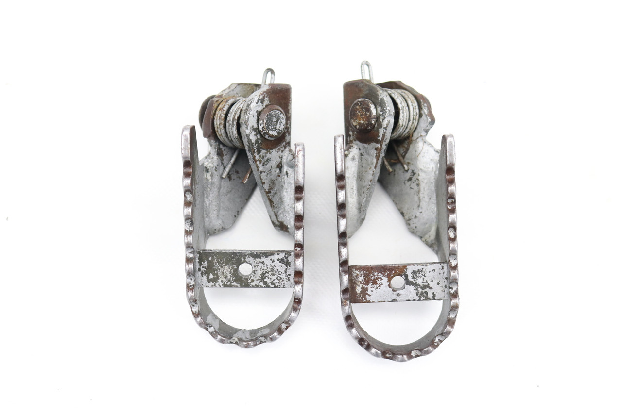 CRF150F 2003–2015 Footrests LH+RH Footpegs & Pins Honda 50612-KPT-900 #313