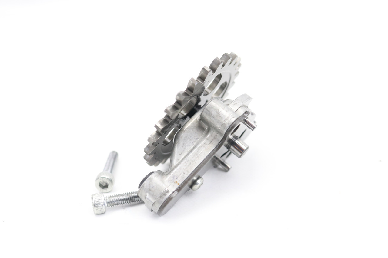 WR250F 15-25 YZ250F 14-25 Oil Pump Assembly Yamaha 1SM-13300-11-00 #314