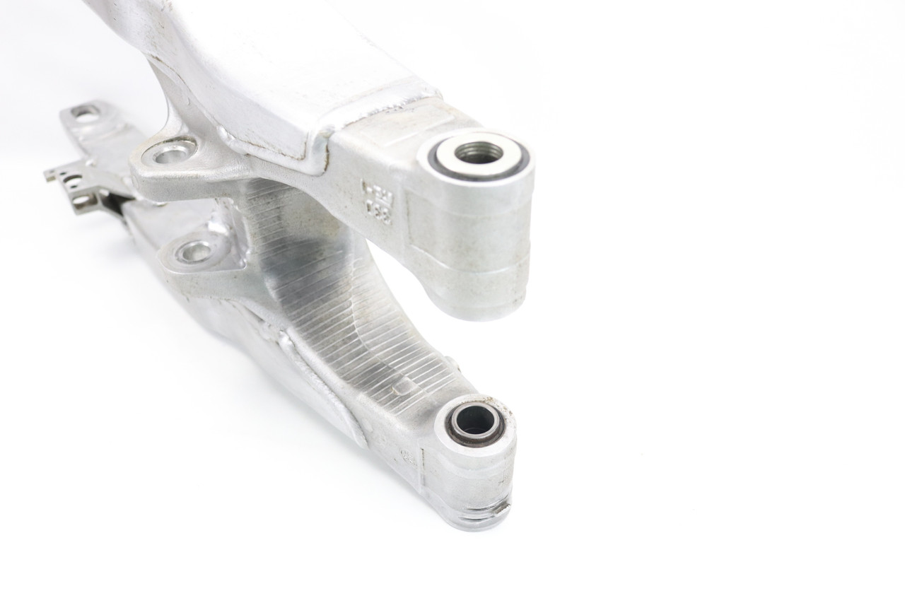 WRF / YZF 18-20 Swingarm Rear Arm Yamaha BR9-22110-00-00 #314