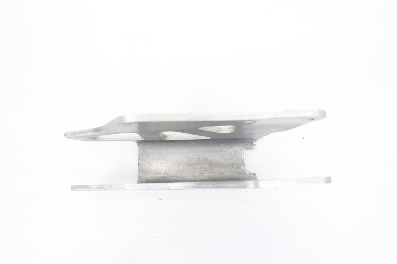 YZ250F YZ450F 2005–2006 Rear Chain Guide Plate Yamaha 1C3-22128-00-00 #305B