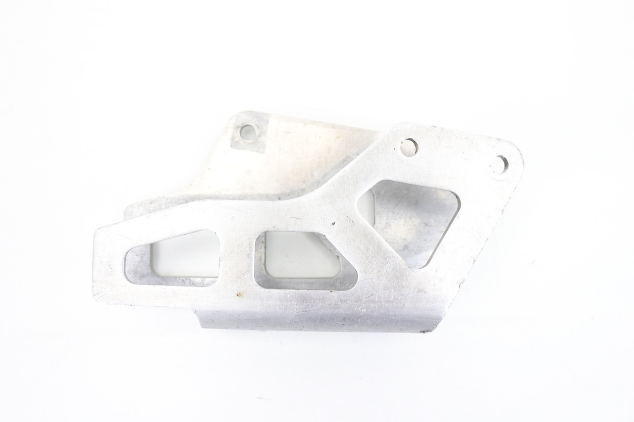 YZ250F YZ450F 2005–2006 Rear Chain Guide Plate Yamaha 1C3-22128-00-00 #305B