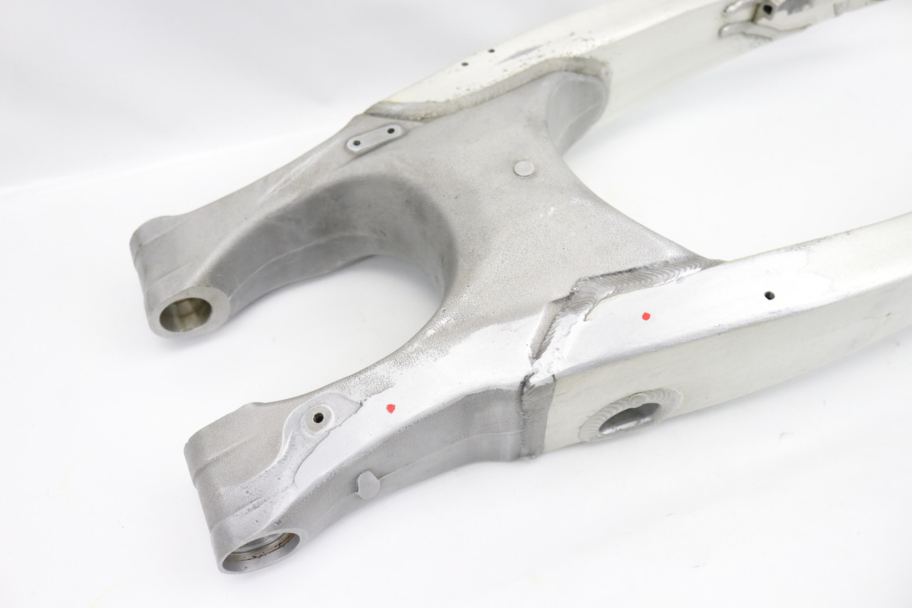 YZ250F YZ450F 03–04 Swingarm Rear Arm Yamaha 5UN-22110-00-00 #305F