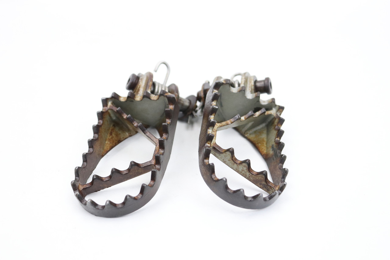 125-500 SX SX-F EXC-F XC-F 2011-2016 Footrests LH+RH Footpegs & Pins KTM 78003040033 #316