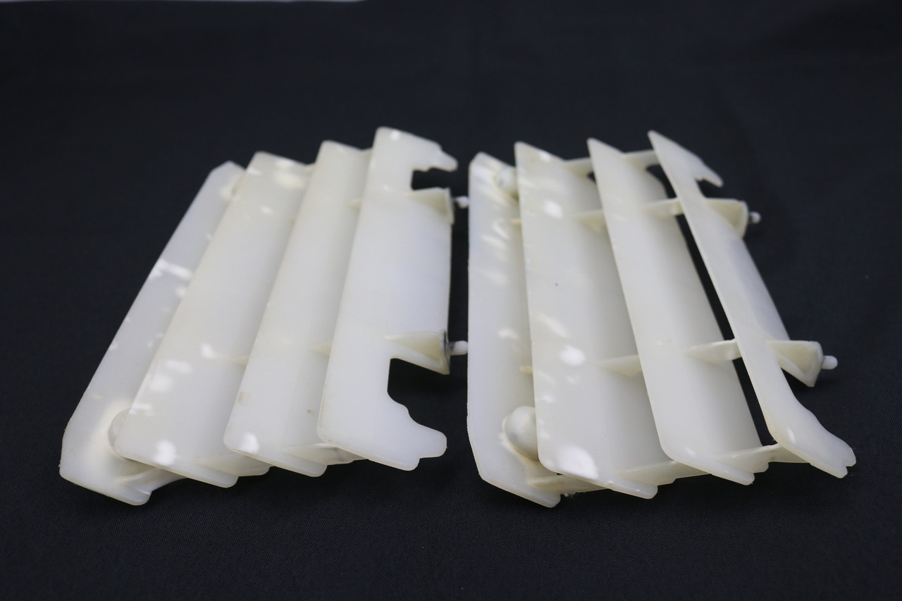 YZ125 YZ250 02-21 YZ250F 01-05 Radiator Louver Fins Pair Left & Right Yamaha 5NL-2172A-20-00 #317