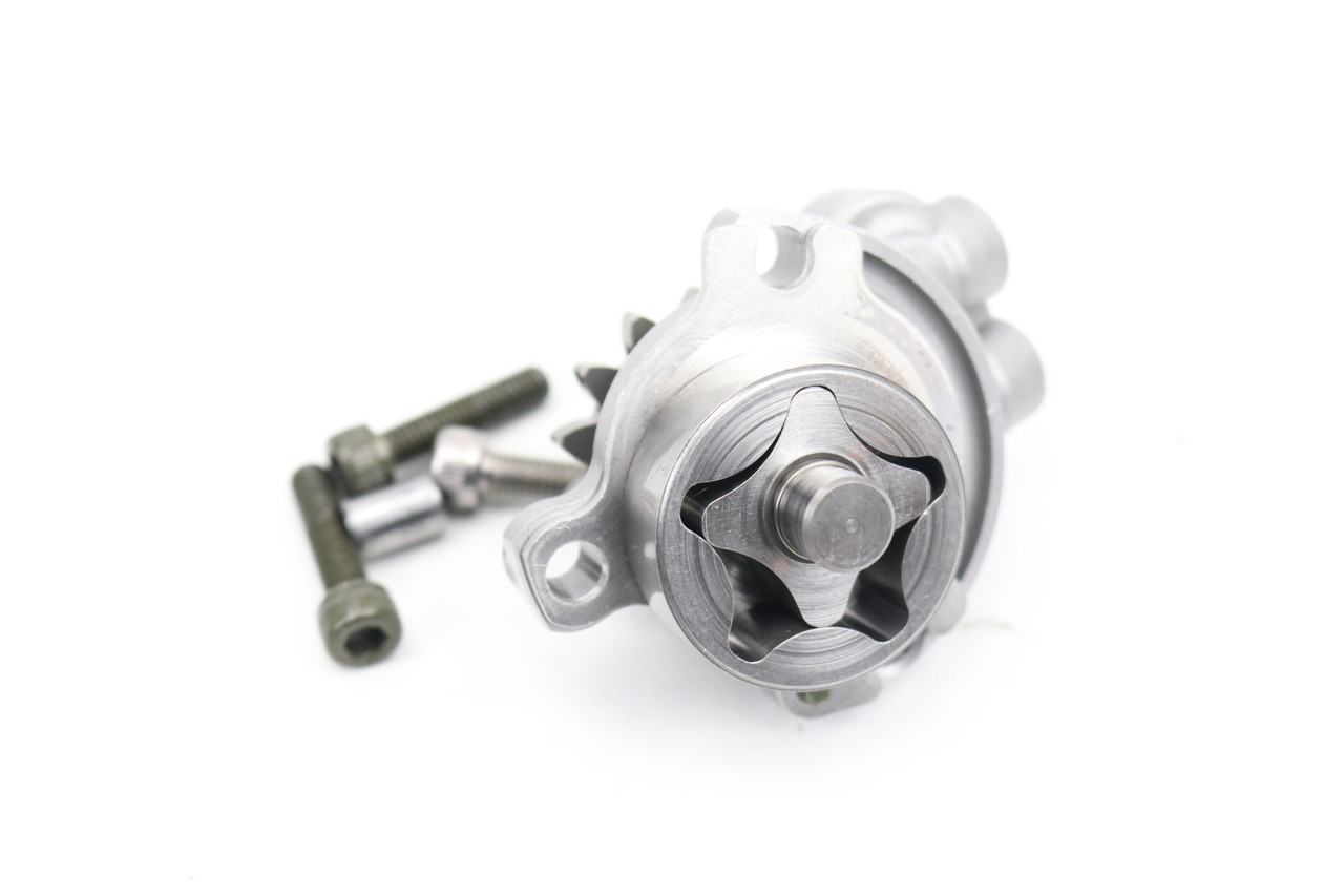 WR250F 01-14 / YZ250F 01-13 Oil Pump Assembly Yamaha 5SG-13300-01-00 #317