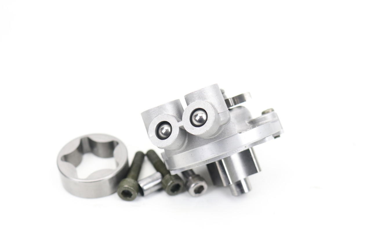 WR250F 01-14 / YZ250F 01-13 Oil Pump Assembly Yamaha 5SG-13300-01-00 #317