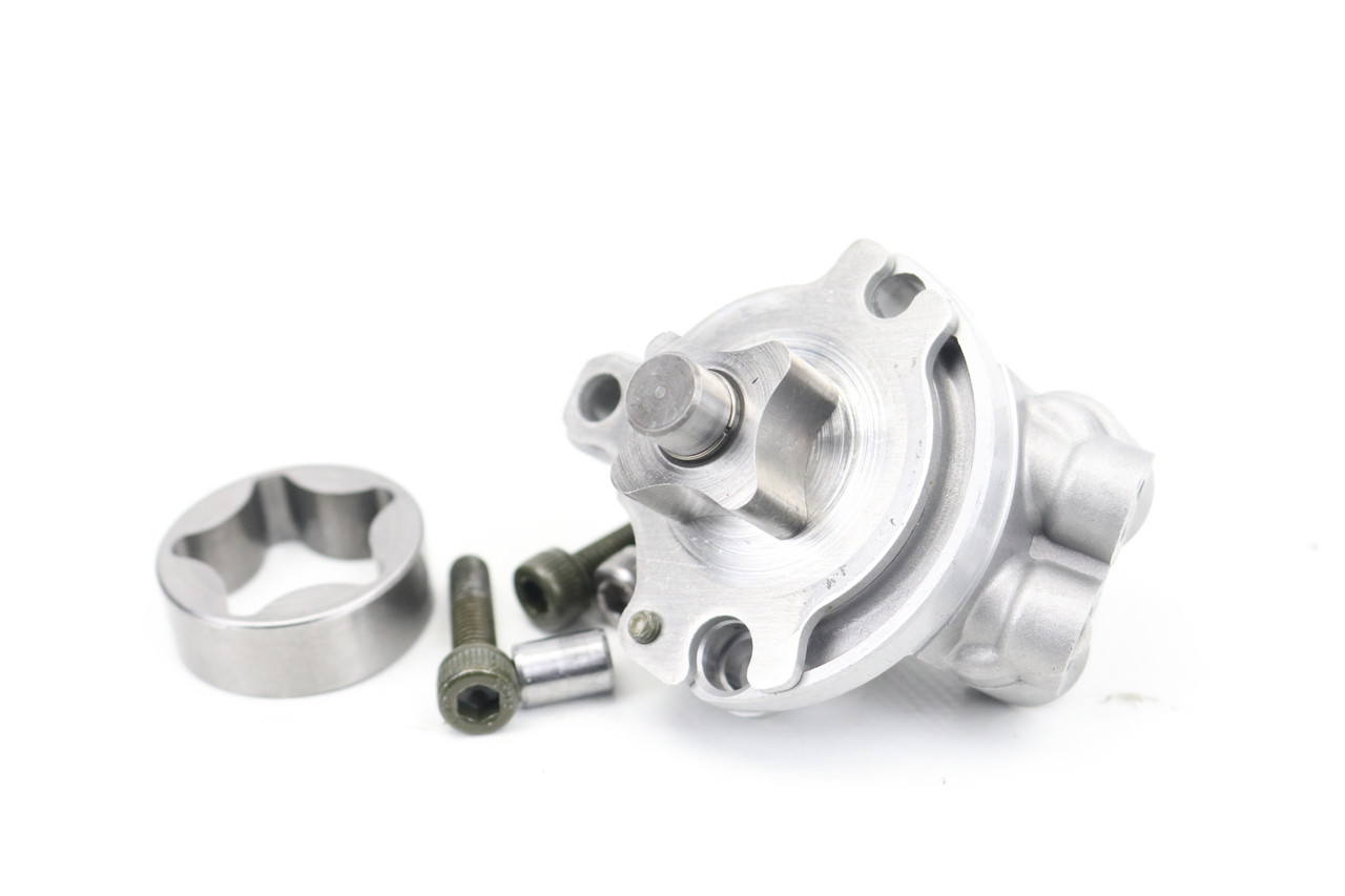 WR250F 01-14 / YZ250F 01-13 Oil Pump Assembly Yamaha 5SG-13300-01-00 #317