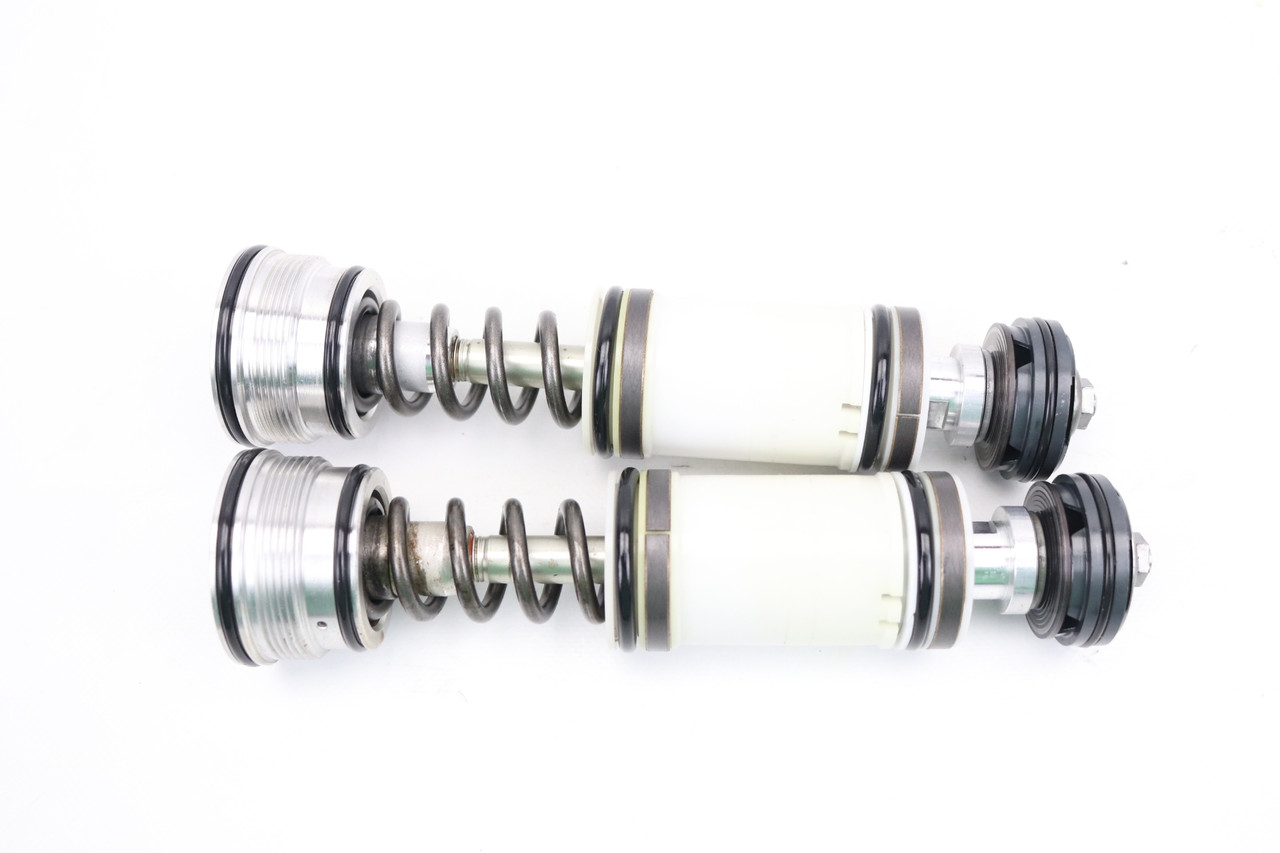 YZ450F 2014-2015 Fork Top Cap Adjusters Pair Yamaha 1SL-2316A-10-00 #319