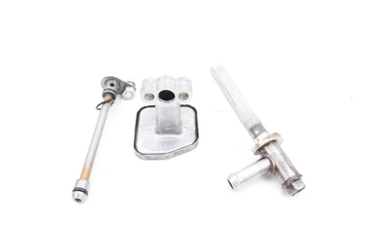 YZ250F / WR250F 2001–2009 Oil Delivery Pipe & Strainer Yamaha #132