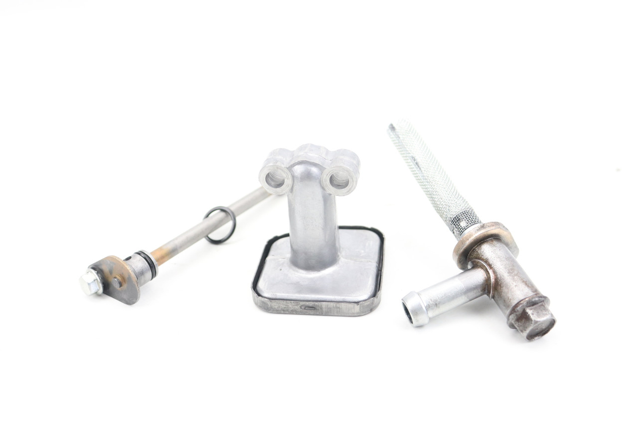 YZ250F / WR250F 2001–2009 Oil Delivery Pipe & Strainer Yamaha #132