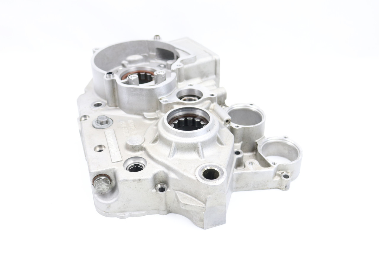 250-540 SX XC EXC SMR 2000-2005 Left Crankcase Engine Case KTM 59030000244 #305G