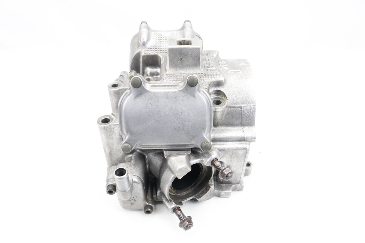 YXM 700 Viking / VI / Wolv 14-24 Cylinder Head Yamaha 2BG-11102-00 #201