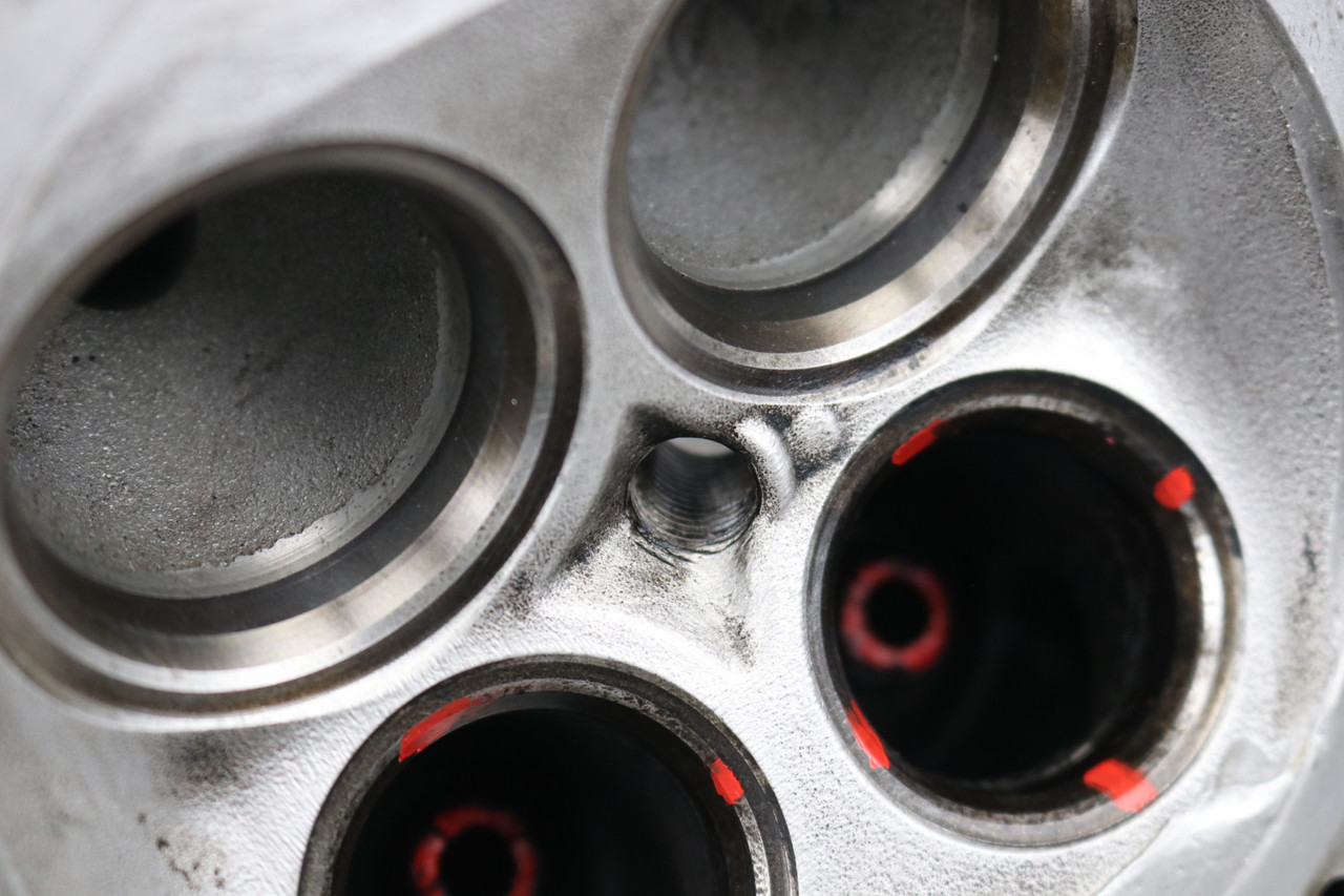 YXM 700 Viking / VI / Wolv 14-24 Cylinder Head Yamaha 2BG-11102-00 #201