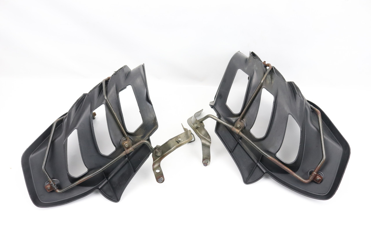 YFM700R 2006–2012 Foot Peg Cradles Pair Yamaha 5TG-21621-00-00 #321