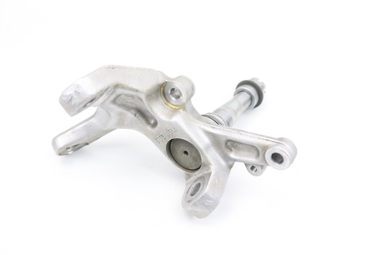 YFM700R 2006–2022 Front Left Steering Knuckle Yamaha 1S3-23501-01-00 #321