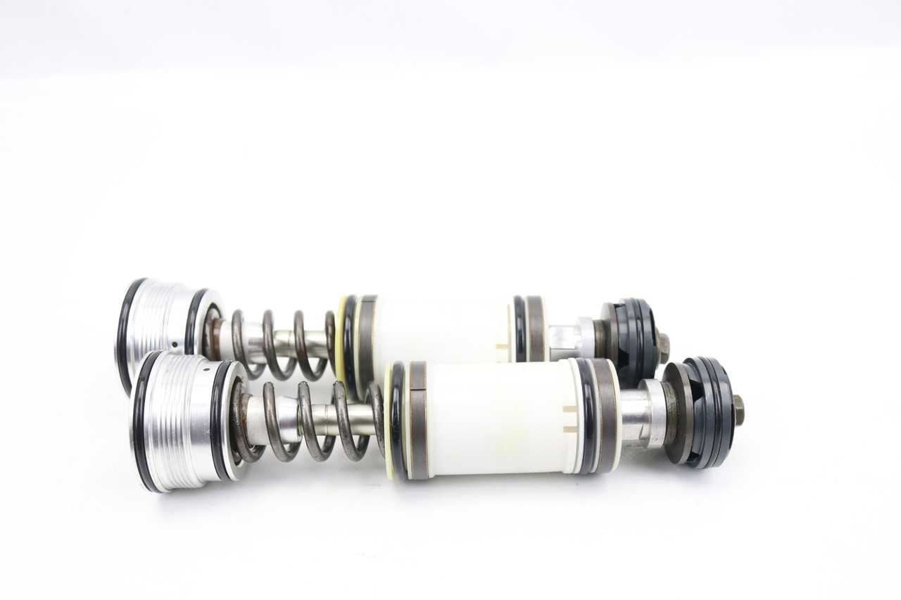 CR125 2011-2013 WR125 2011 Fork Top Cap Adjusters Pair Husqvarna 8000H2666 #327