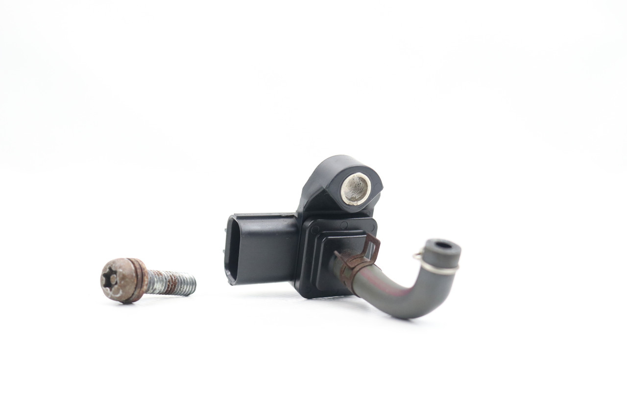 YZF / WRF 10-25 MAP Sensor Manifold Pressure Yamaha 1WS-82380-00-00 #324