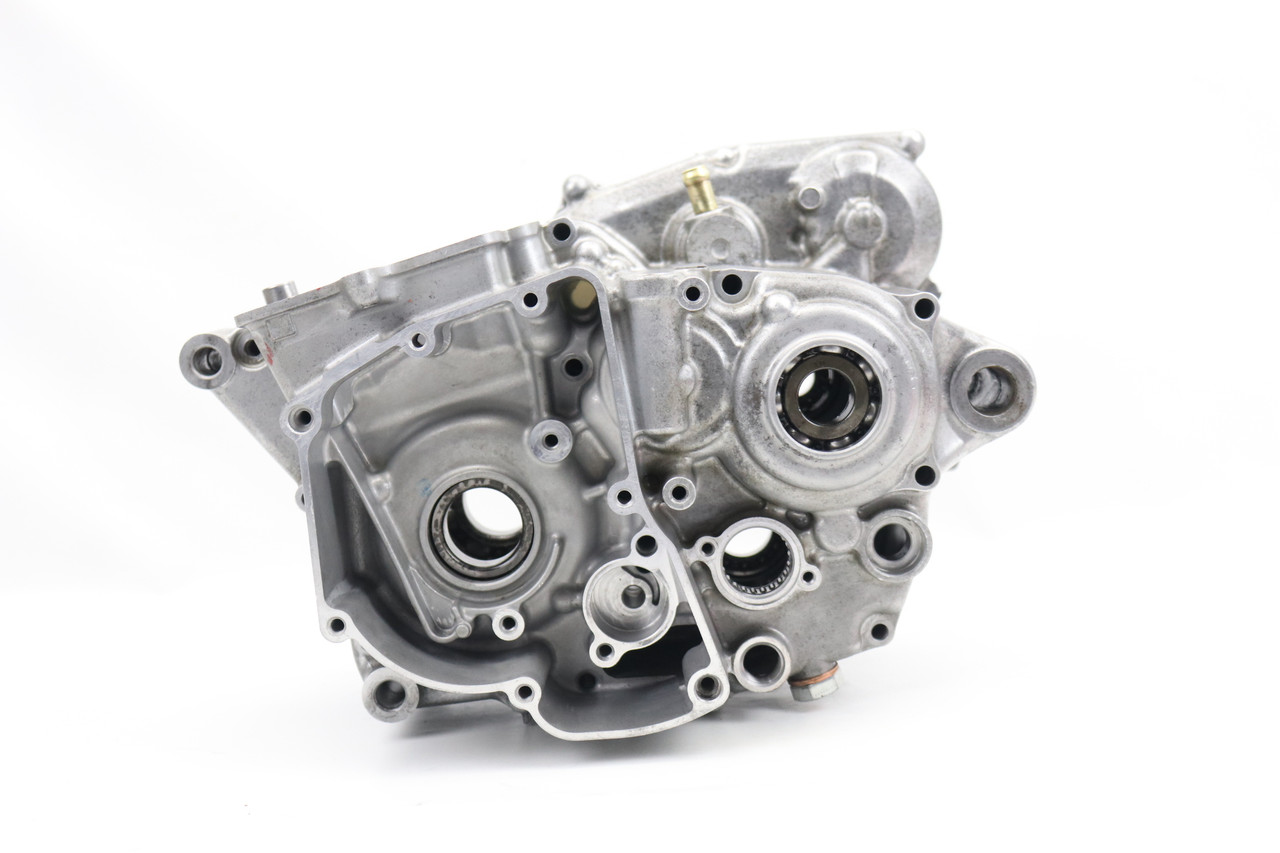 RM-Z250 2011-2012 Crankcase Set Engine Cases Suzuki 11301-49821 #328