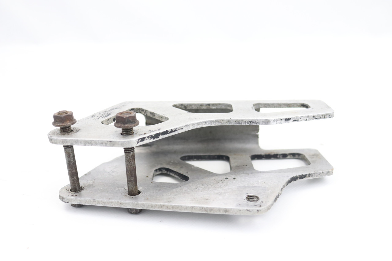 YZ125 YZ250 03-04 Rear Chain Guide Plate Yamaha 5UN-22128-00-00 #334