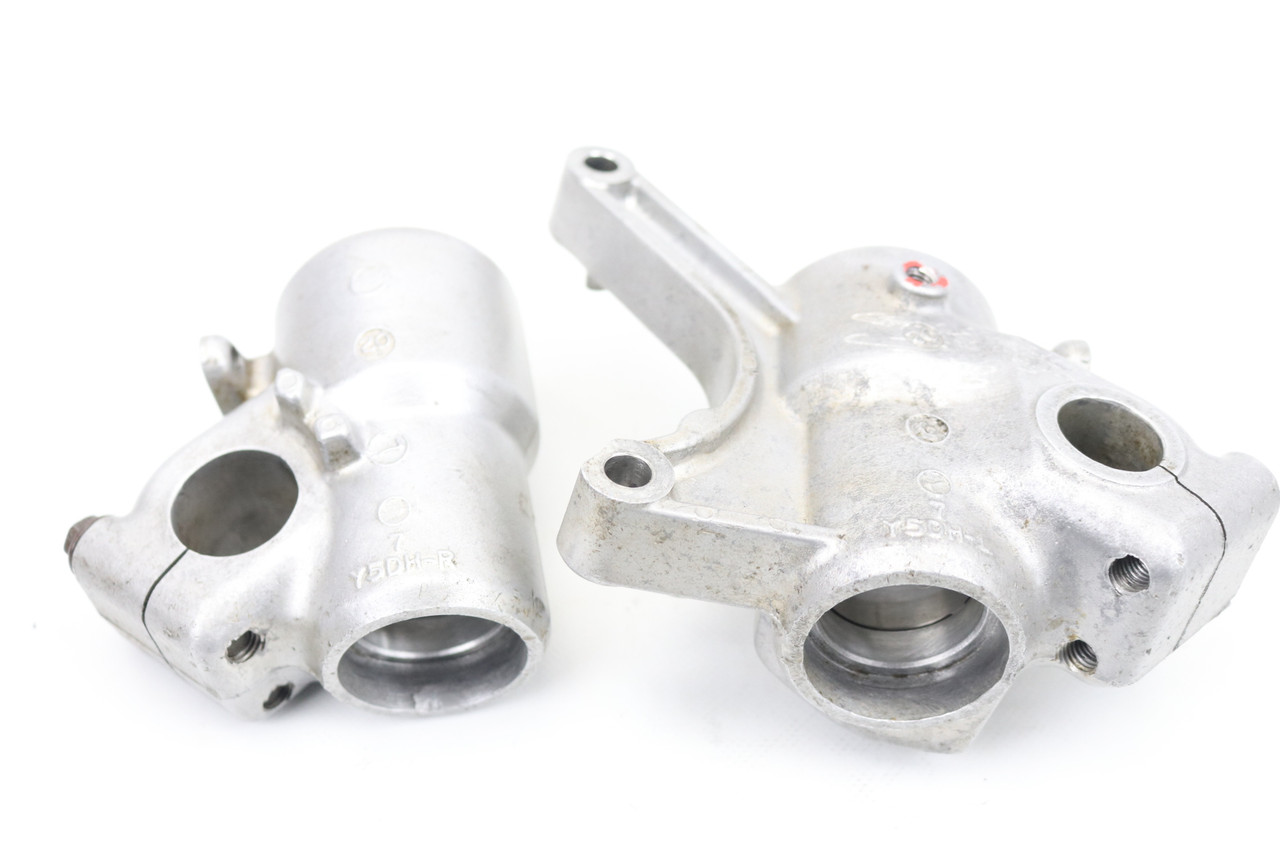 YZ125 YZ250 1998-2003 Front Fork Lower Lugs Pair Yamaha #334