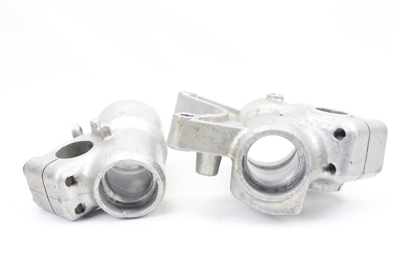 YZ125 YZ250 1998-2003 Front Fork Lower Lugs Pair Yamaha #334