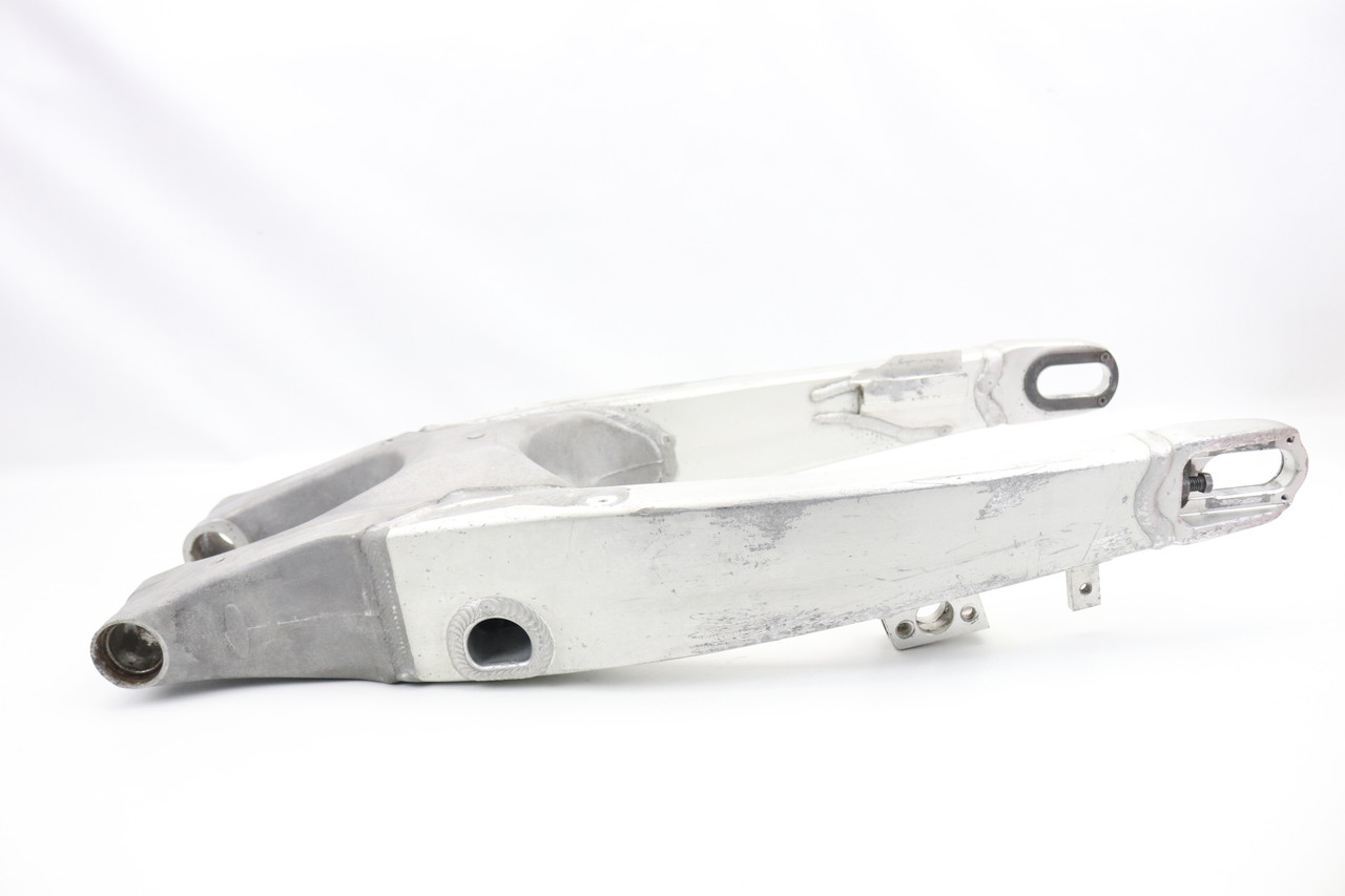 YZ125 YZ250 03-04 Swingarm Rear Arm Yamaha 5UN-22110-00-00 #334