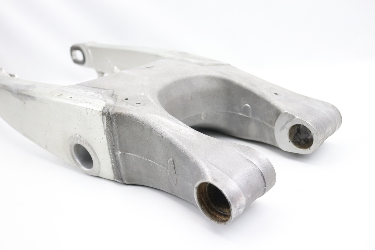 YZ125 YZ250 03-04 Swingarm Rear Arm Yamaha 5UN-22110-00-00 #334