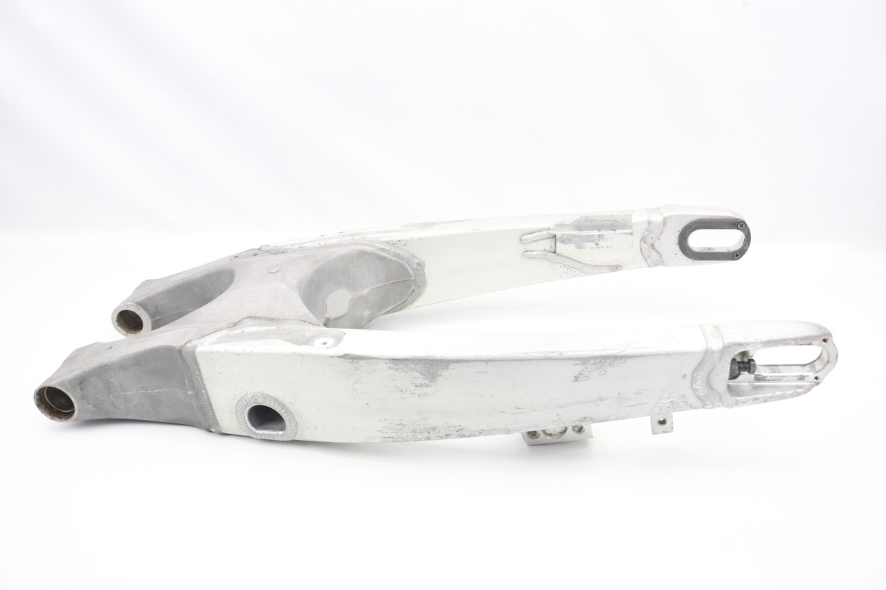 YZ125 YZ250 03-04 Swingarm Rear Arm Yamaha 5UN-22110-00-00 #334