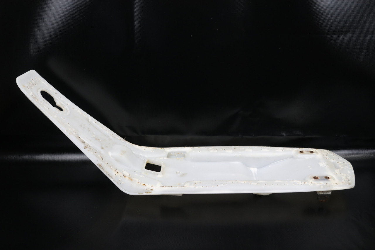 YZ125 YZ250 02-08 Seat Base Yamaha 1C3-24770-53-00 #334