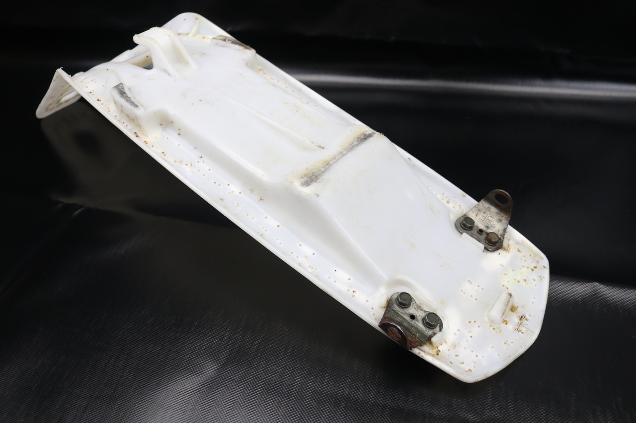 YZ125 YZ250 02-08 Seat Base Yamaha 1C3-24770-53-00 #334