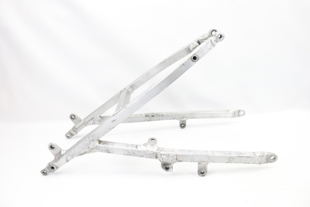 CRF450R 2002 Subframe Rear Frame Sub Comp Honda 50200-MEB-670 #332