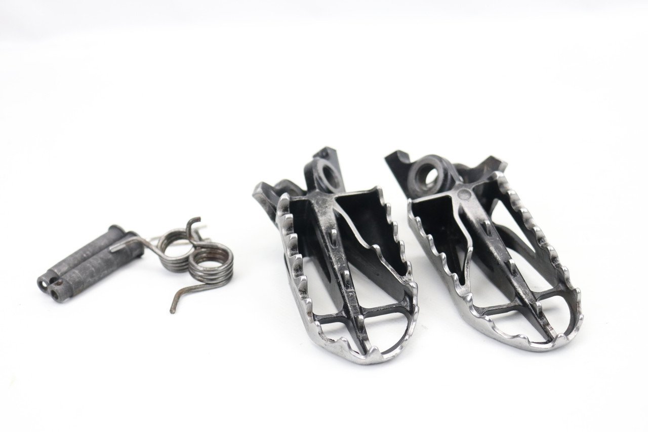 CRF450R 04-11 CRF450X 05-14 Footrests LH+RH Footpegs Honda 50616-MEN-670 #333