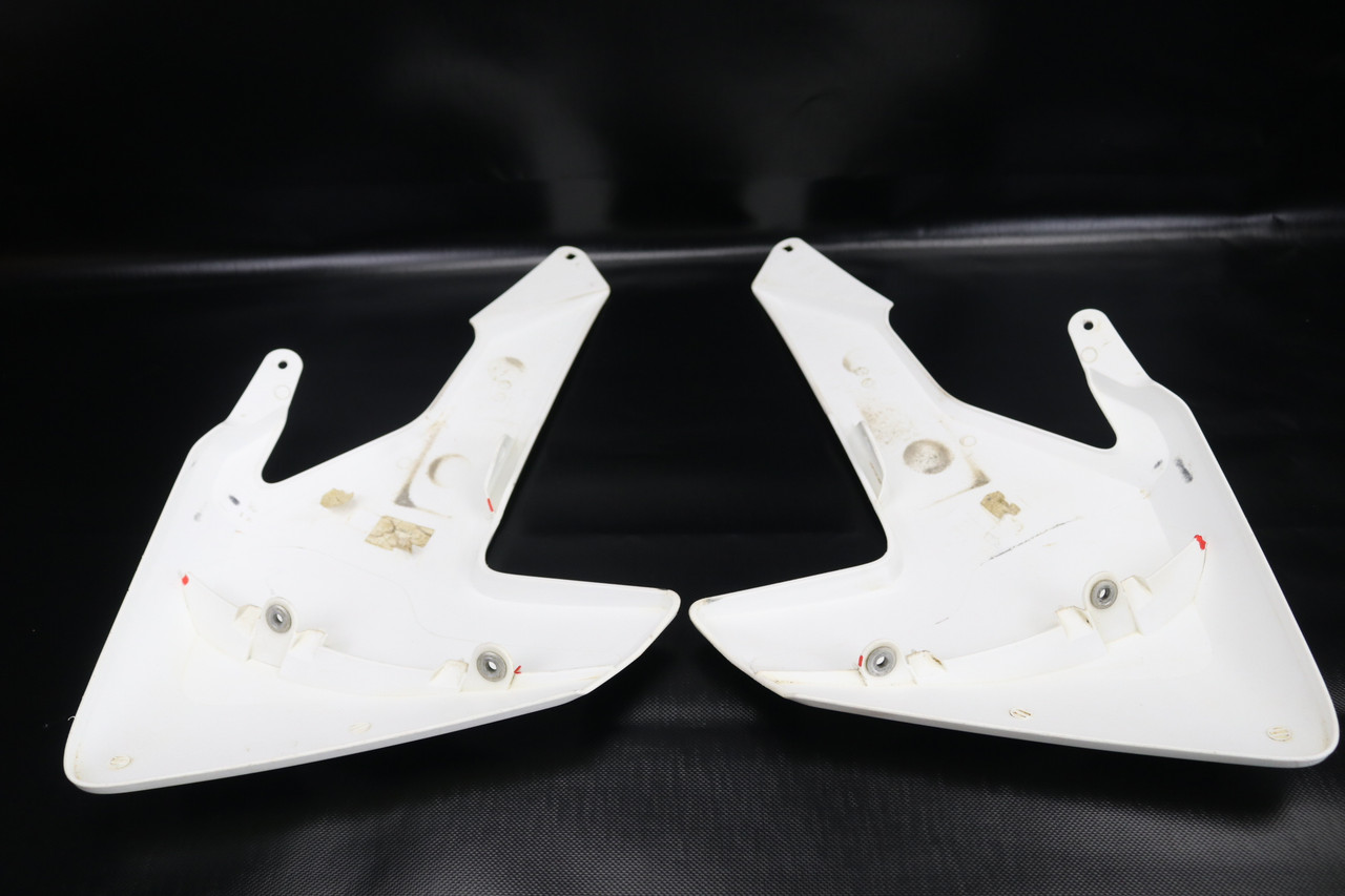 125-450 FC FX TC TX 2017 Tank Shrouds Tank Plastics Pair Husqvarna 2500805400028A #337