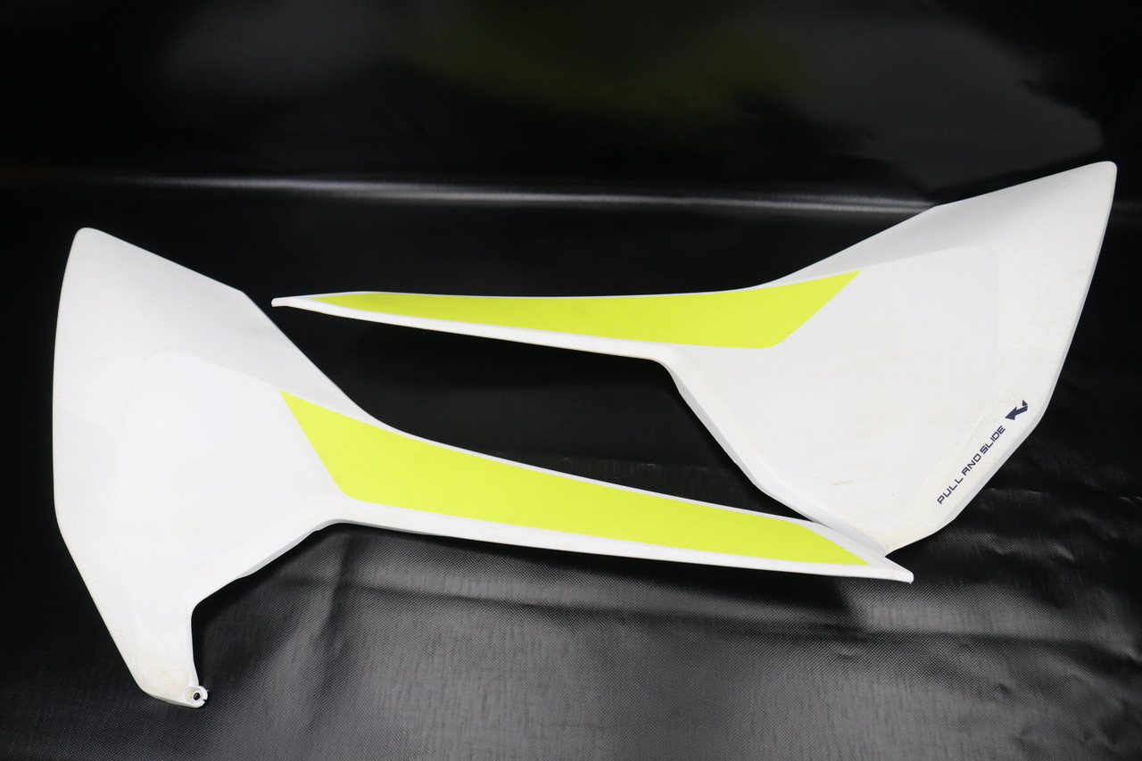 125-450 FC FE TC TE 2017 Air Box Covers Pair Husqvarna 2500600300028B #337