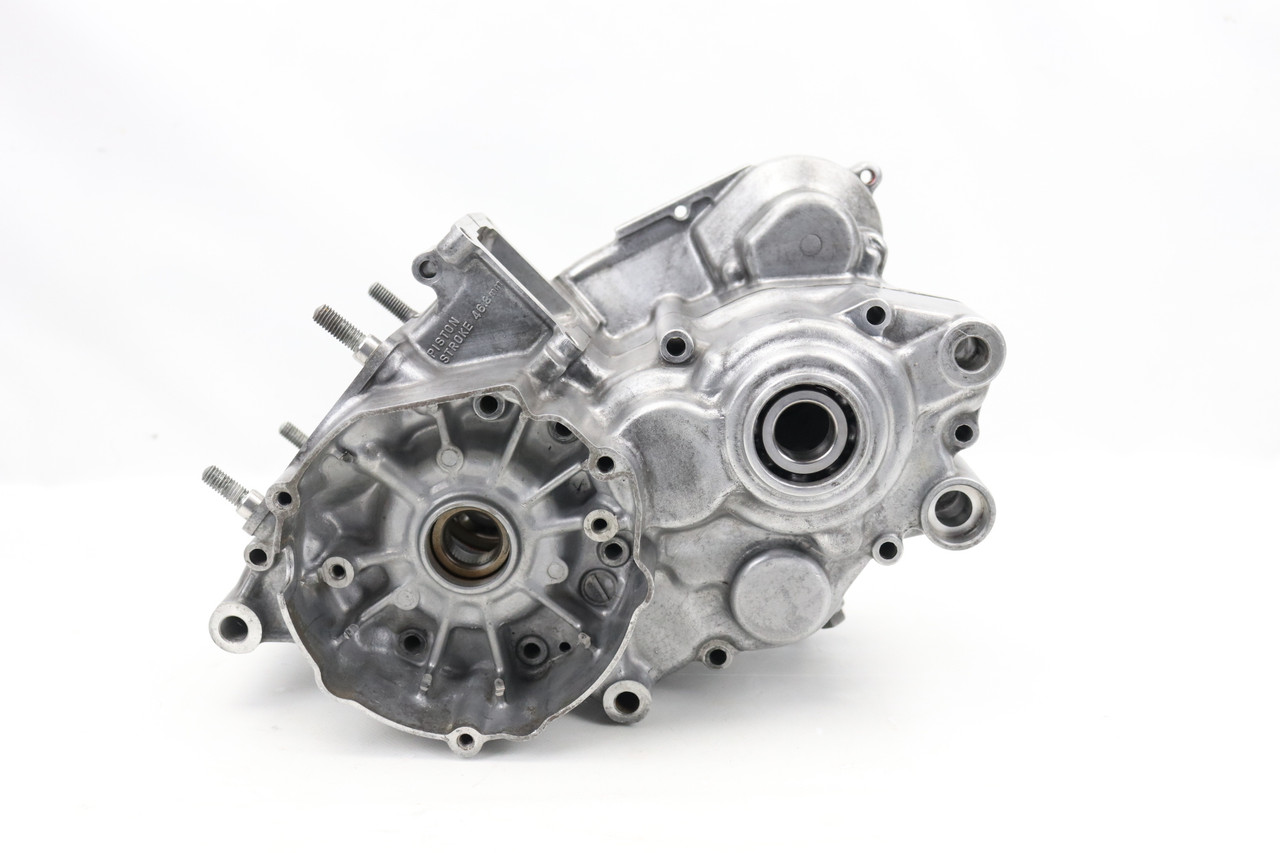 RM85 02-23 RM85L 03-22 Crankcase Set Engine Suzuki 11300-03822 #339