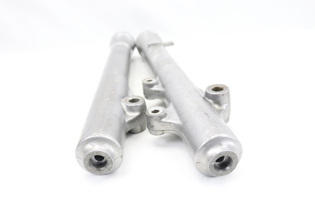 DR200SE 1996-2015 Front Fork Lower Cases Pair Suzuki 51141-01A01 #200