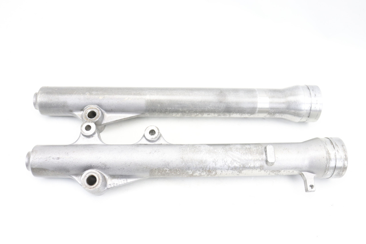 DR200SE 1996-2015 Front Fork Lower Cases Pair Suzuki 51141-01A01 #200