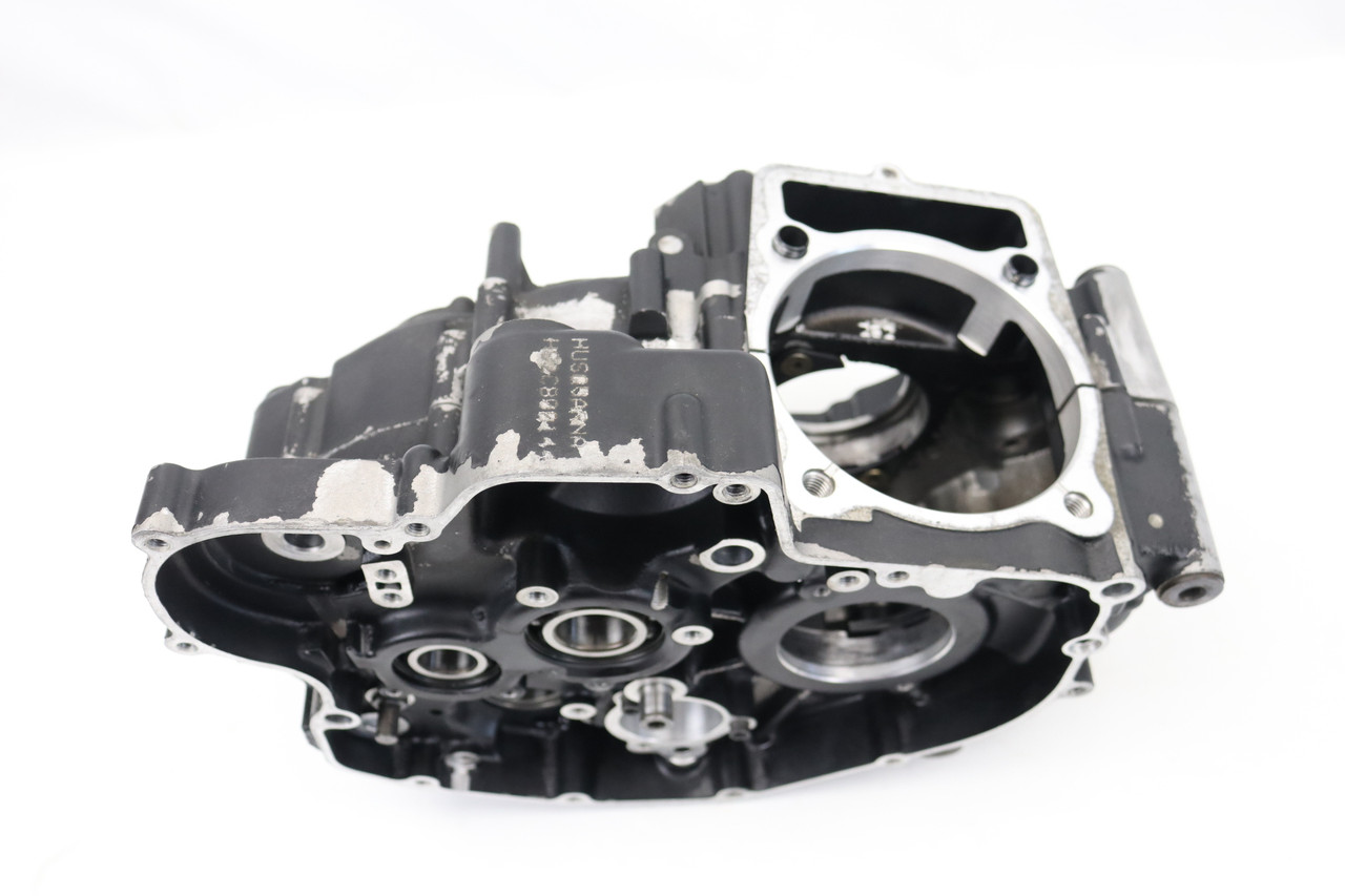 250-530 TC TXC TE 2008-2010 Crankcase Set Engine Husqvarna 8A00A7275 #343