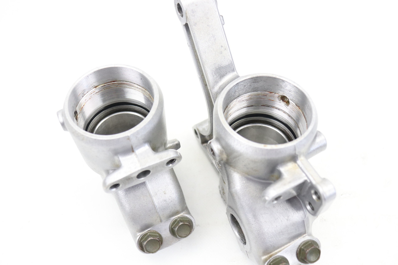 WR250F 01-04 WR450F 03-04 Front Fork Lower Lugs Pair Yamaha 5DH-23120-L0 #196