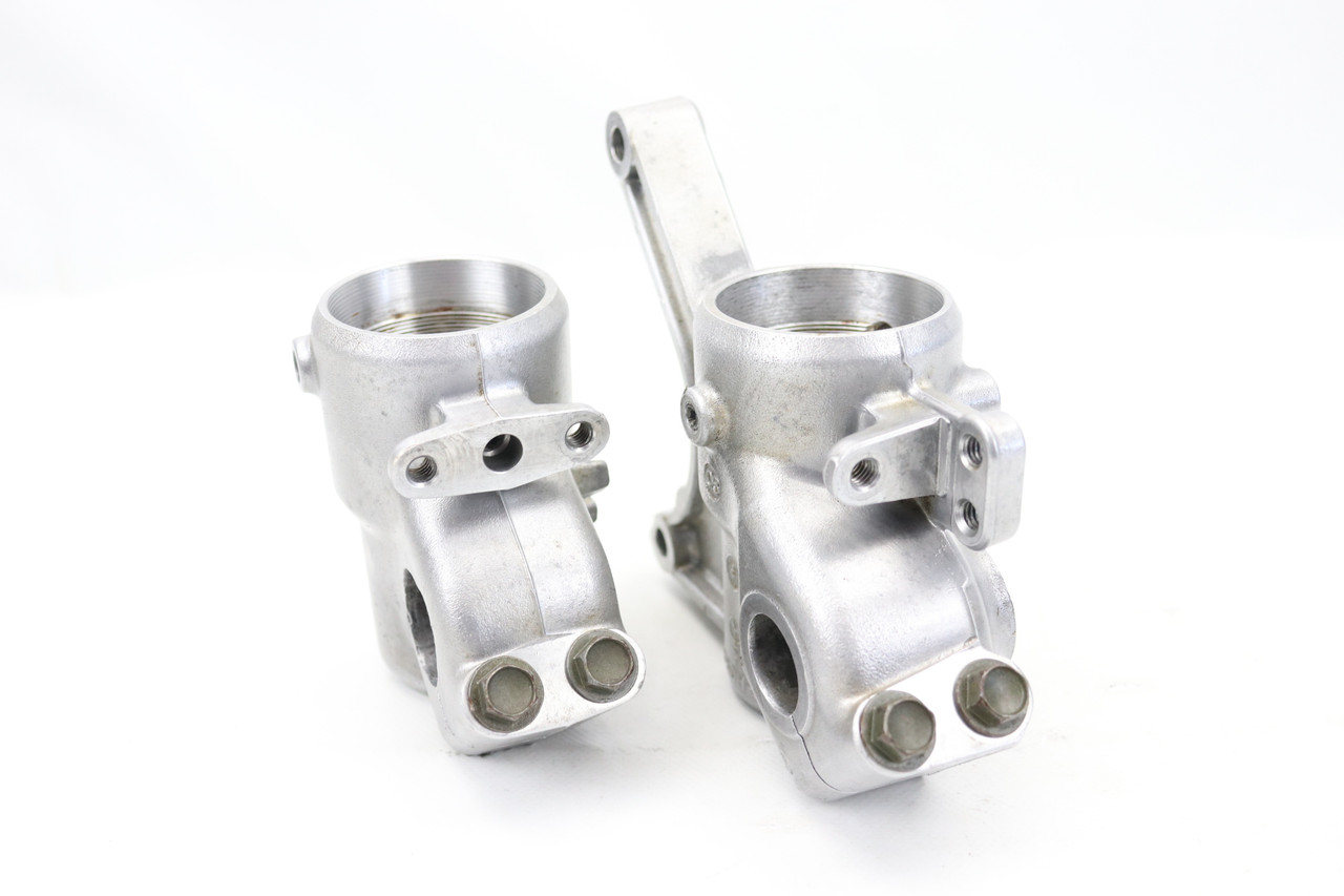 WR250F 01-04 WR450F 03-04 Front Fork Lower Lugs Pair Yamaha 5DH-23120-L0 #196